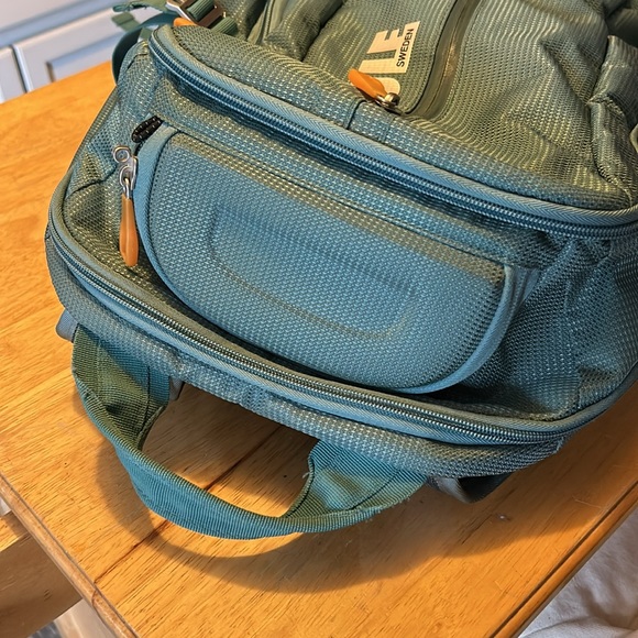 Thule Sweden Crossover laptop Backapack. - Picture 3 of 5